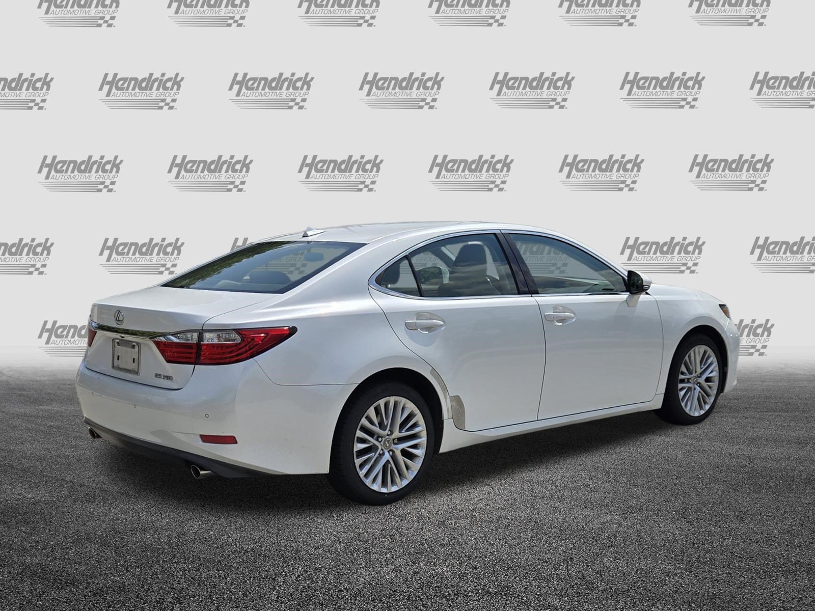 Used 2013 Lexus ES 350 w/ Luxury Pkg FWD image 9