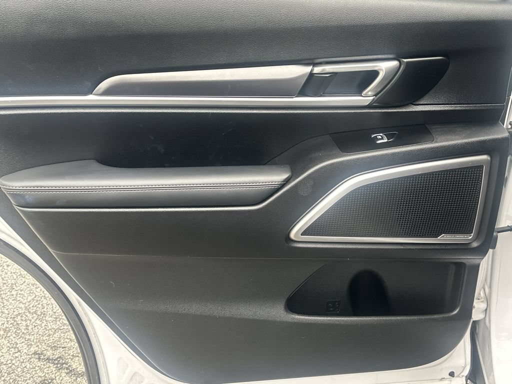 Used 2024 Kia Telluride S w/ S Sunroof Package FWD image 21