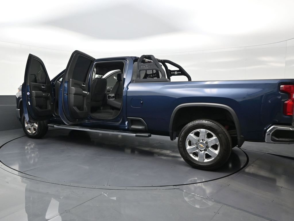 Used 2022 Chevrolet Silverado 2500 LTZ w/ LTZ Premium Package image 31