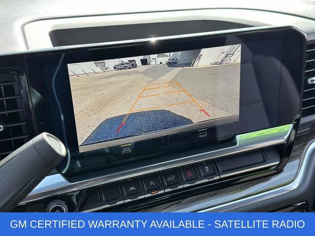 Used 2022 Chevrolet Silverado 1500 LT AWD/4WD image 4