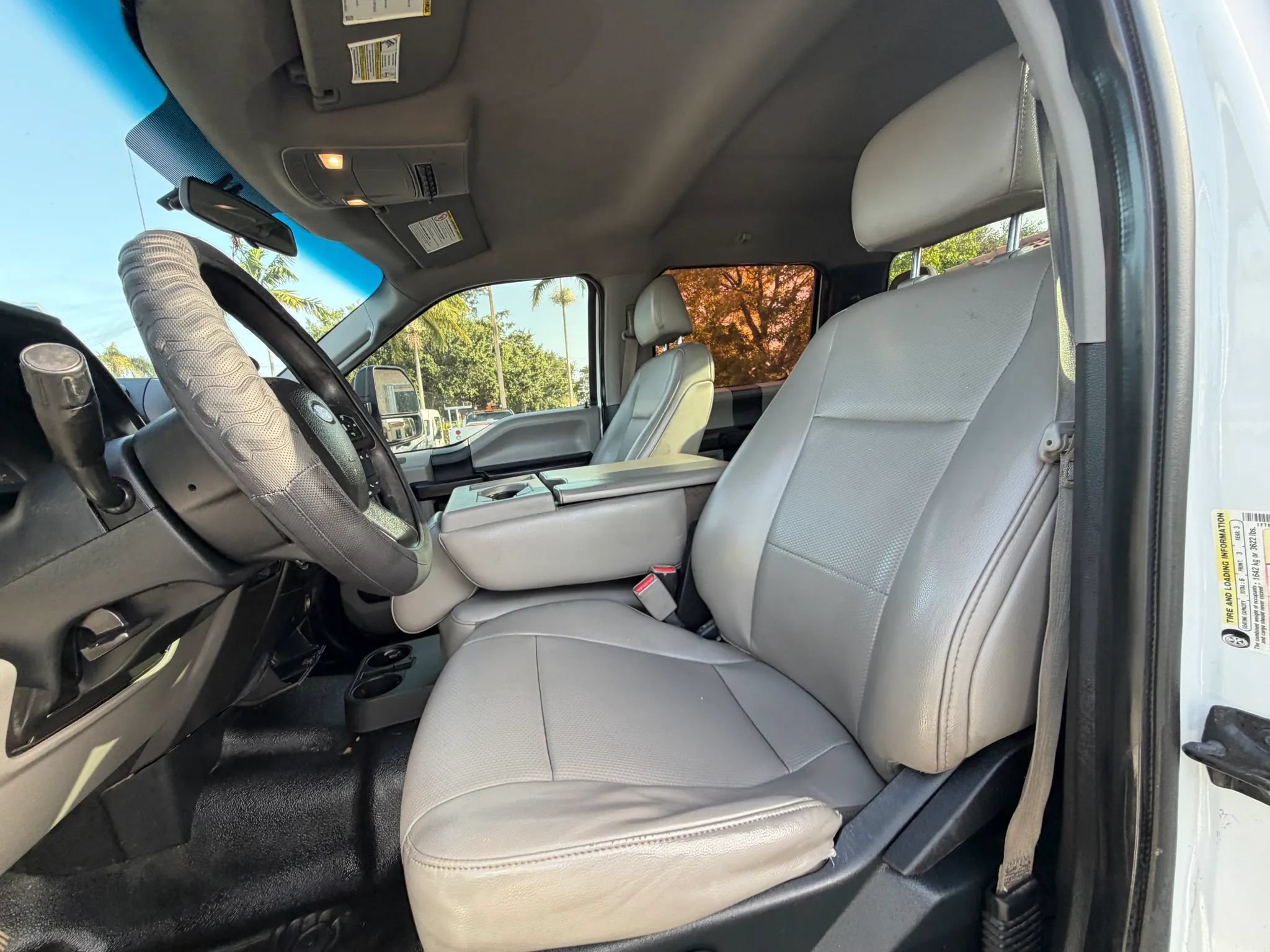 Used 2017 Ford F350 XL w/ Power Equipment Group AWD/4WD image 14
