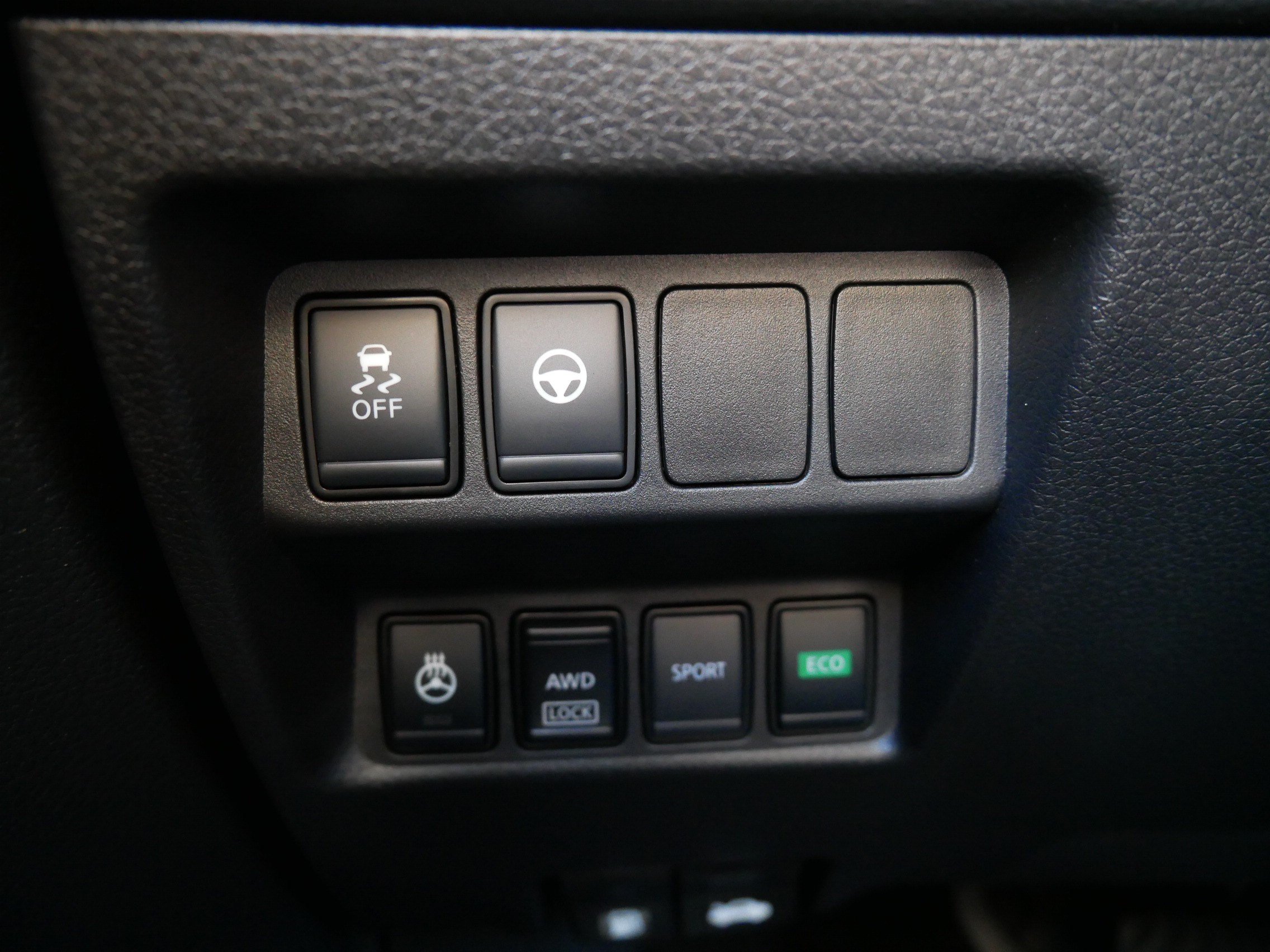 Used 2022 Nissan Rogue Sport SL w/ Premium Package AWD/4WD image 30