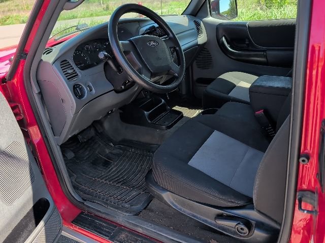 Used 2011 Ford Ranger XLT image 9