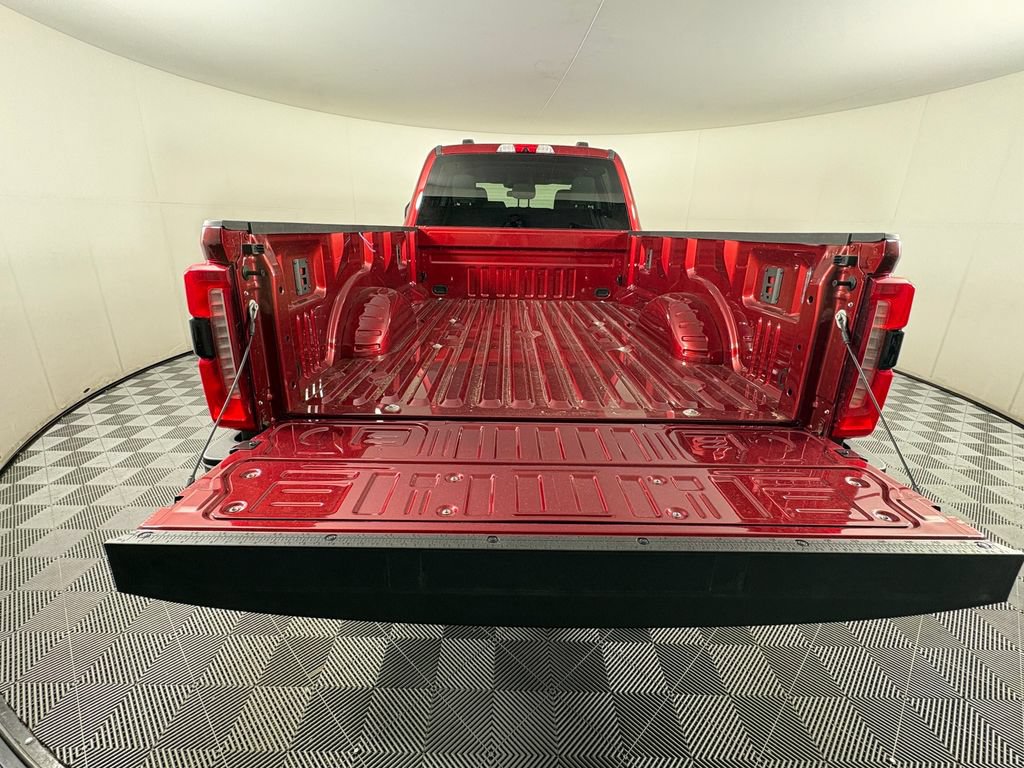 New 2026 Ford F350 XLT w/ XLT Premium Package AWD/4WD image 32