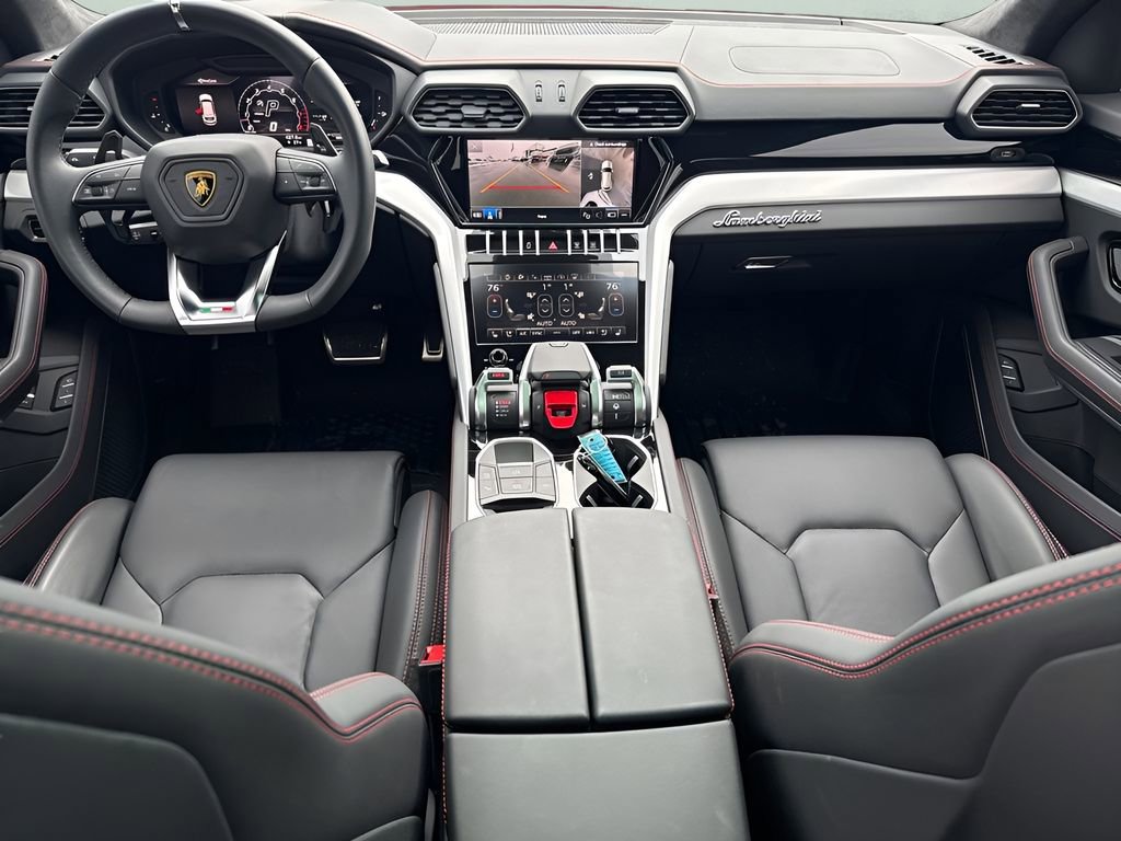 Used 2022 Lamborghini Urus AWD/4WD image 15
