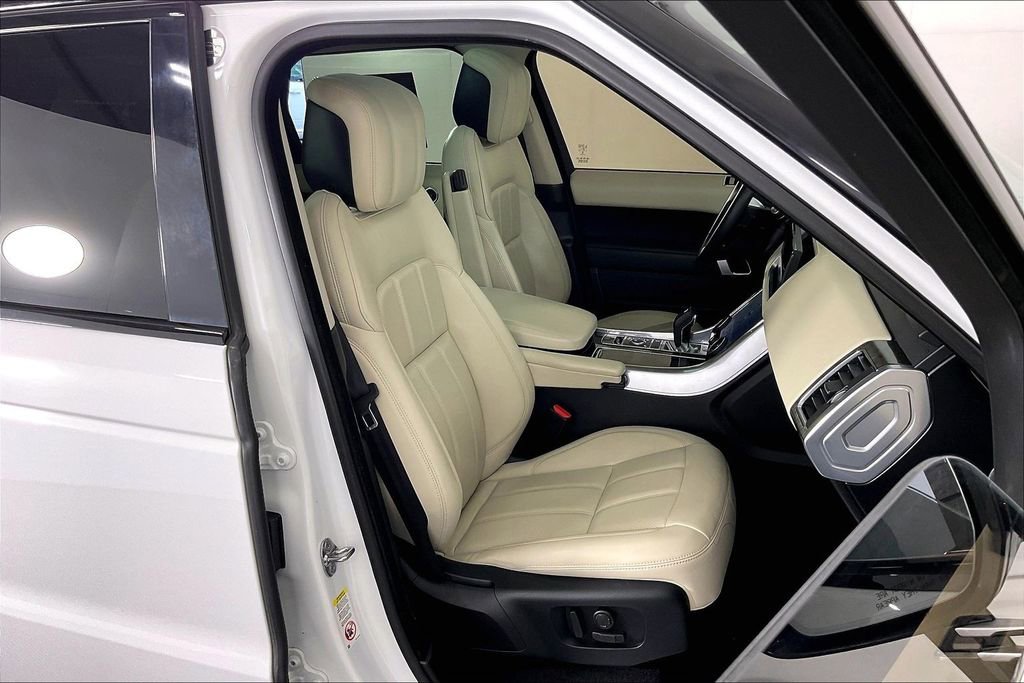 Used 2019 Land Rover Range Rover Sport HSE image 10