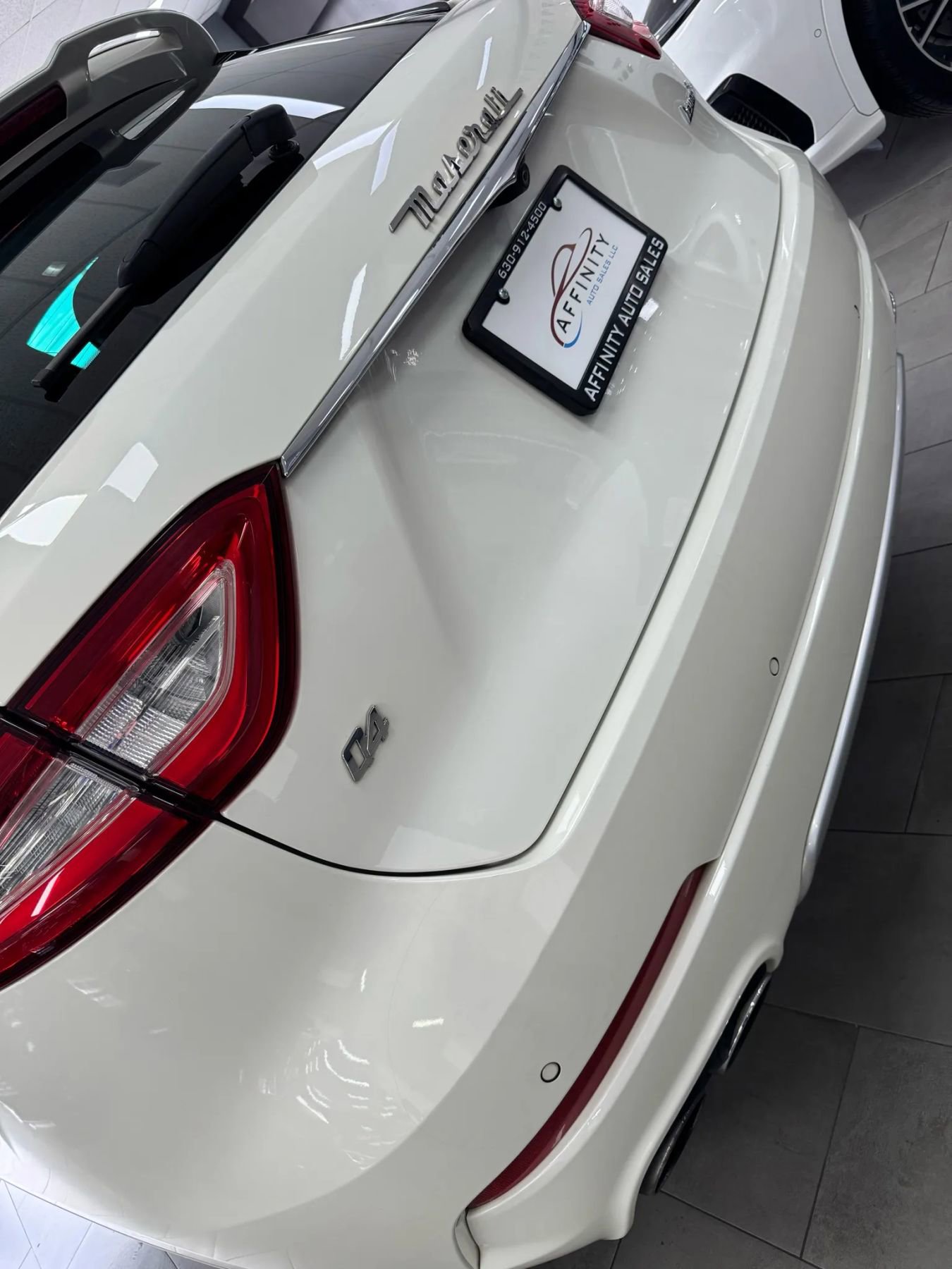 Used 2017 Maserati Levante w/ Sport Package image 43