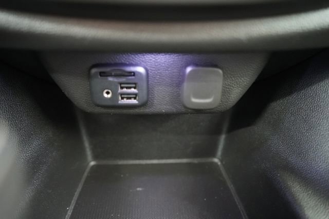 Used 2020 Chevrolet Traverse RS image 48