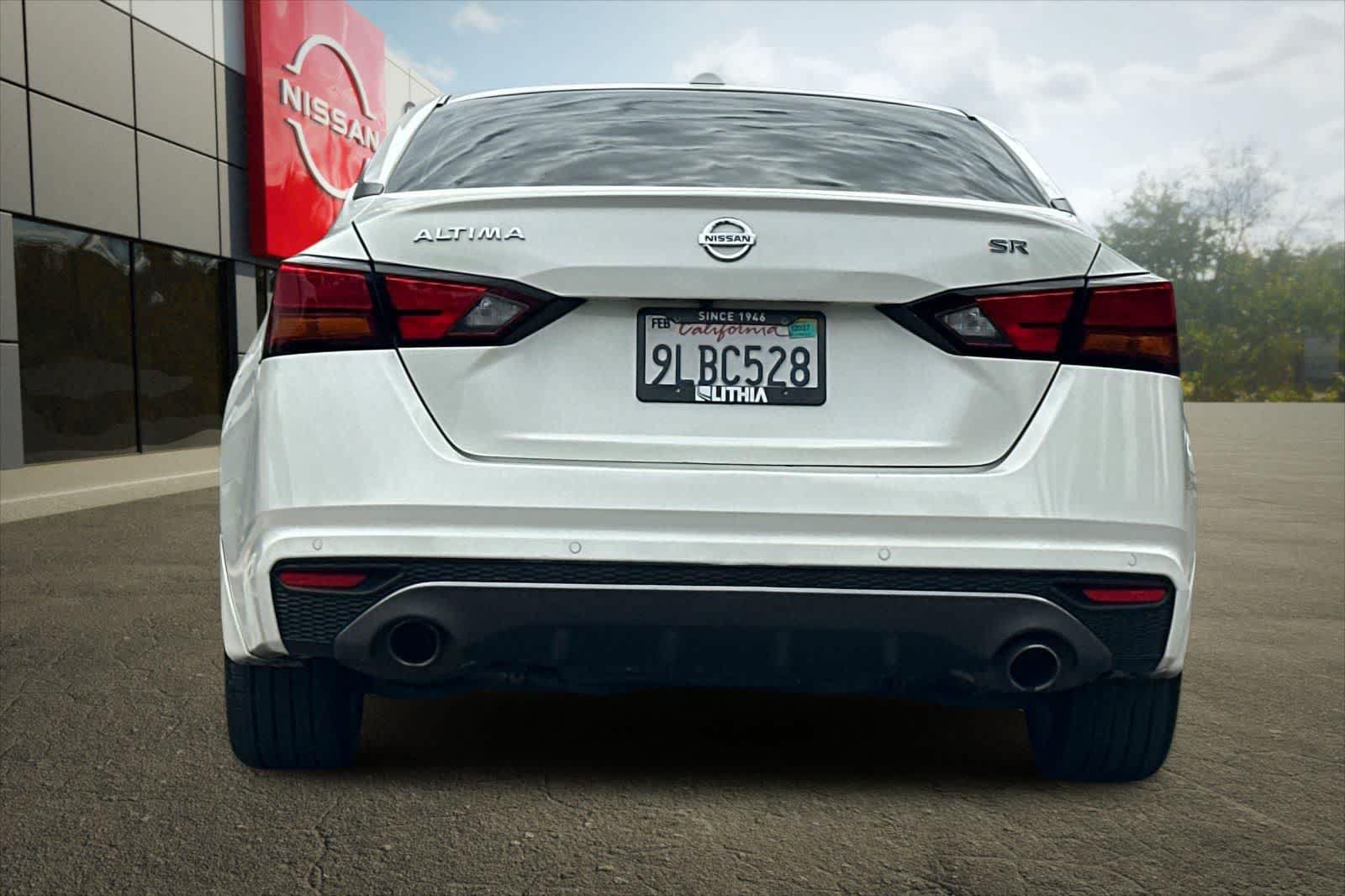 Used 2021 Nissan Altima 2.5 SR FWD image 8