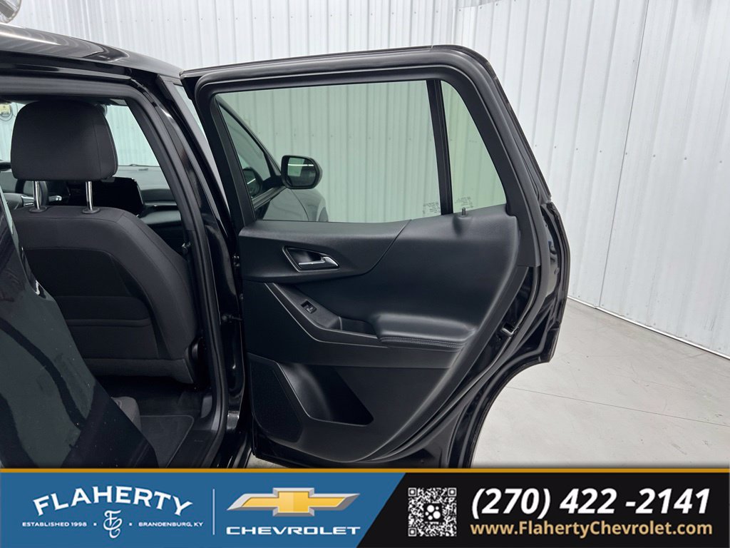 Used 2025 Chevrolet Equinox LT FWD image 12