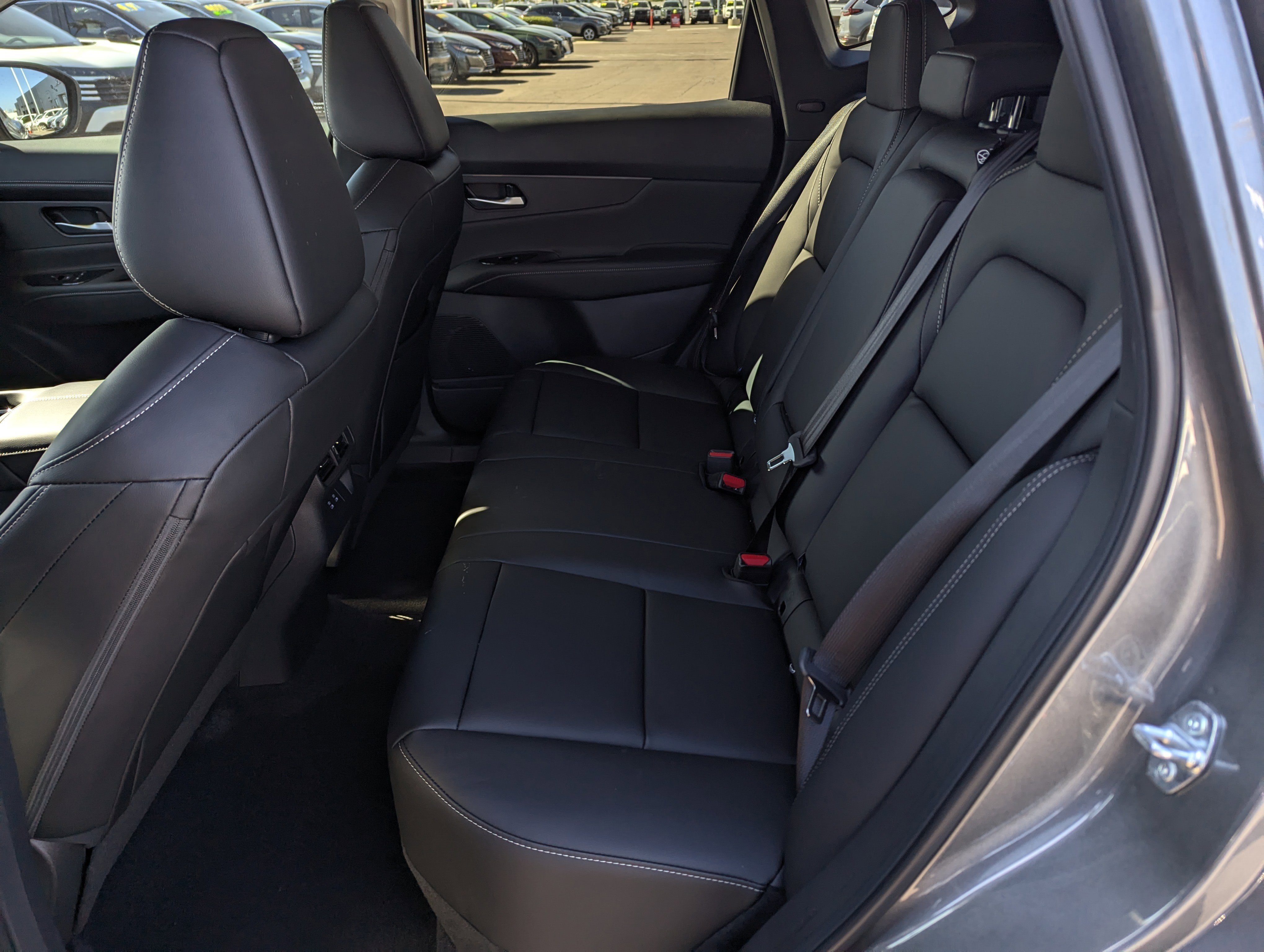 New 2026 Nissan Murano SV image 8