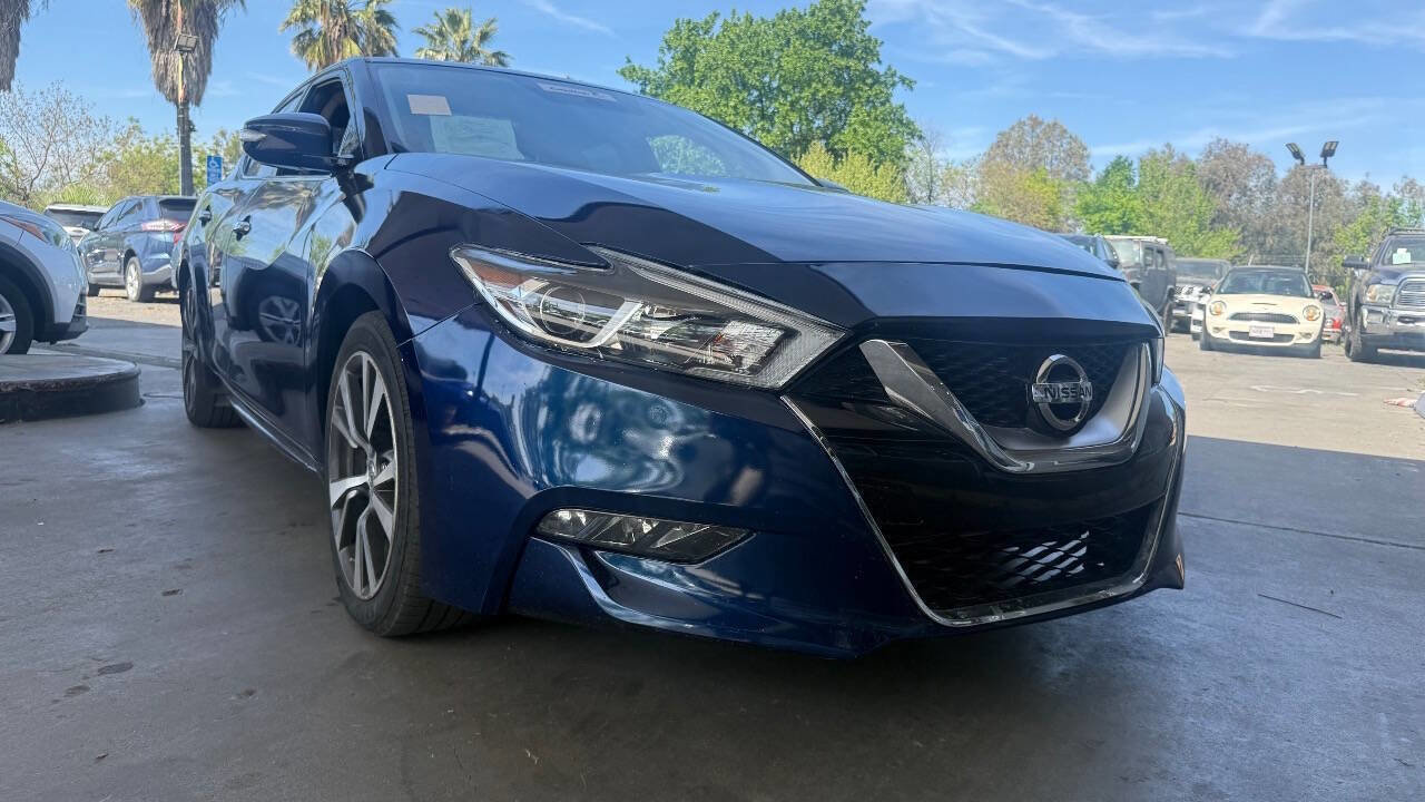 Used 2016 Nissan Maxima SR image 3