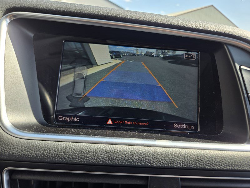 Used 2017 Audi Q5 2.0T Premium Plus w/ Technology Package image 6