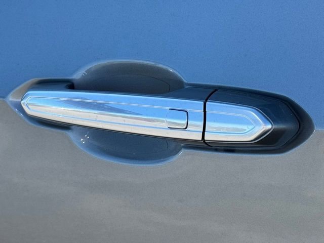 New 2025 Cadillac XT6 Premium Luxury w/ LPO, ONYX Package image 12