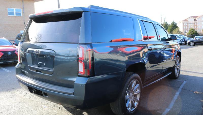 Used 2019 Chevrolet Suburban LT image 8
