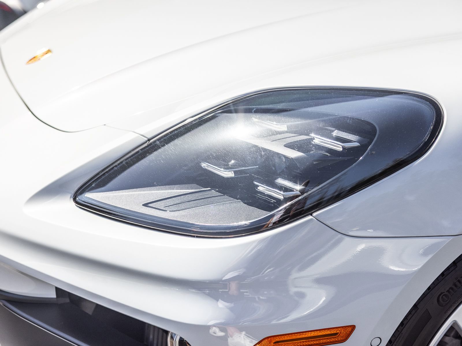 Certified 2025 Porsche Panamera 4 image 24