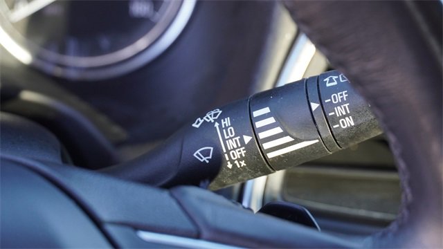 Used 2019 Buick Enclave Essence w/ LPO, Sport Appearance Package image 33