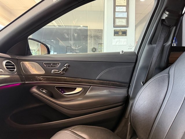 Used 2019 Mercedes-Benz S 450 Sedan image 26