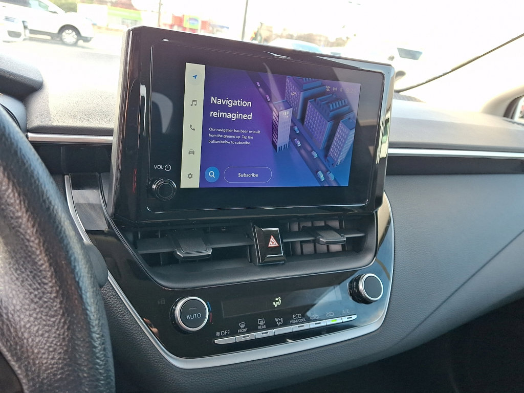 Used 2024 Toyota Corolla LE image 28