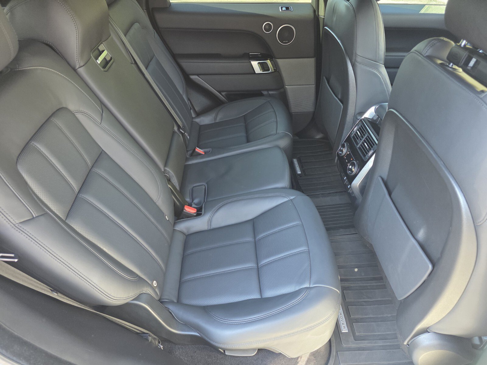 Used 2021 Land Rover Range Rover Sport HSE Silver Edition AWD/4WD image 5