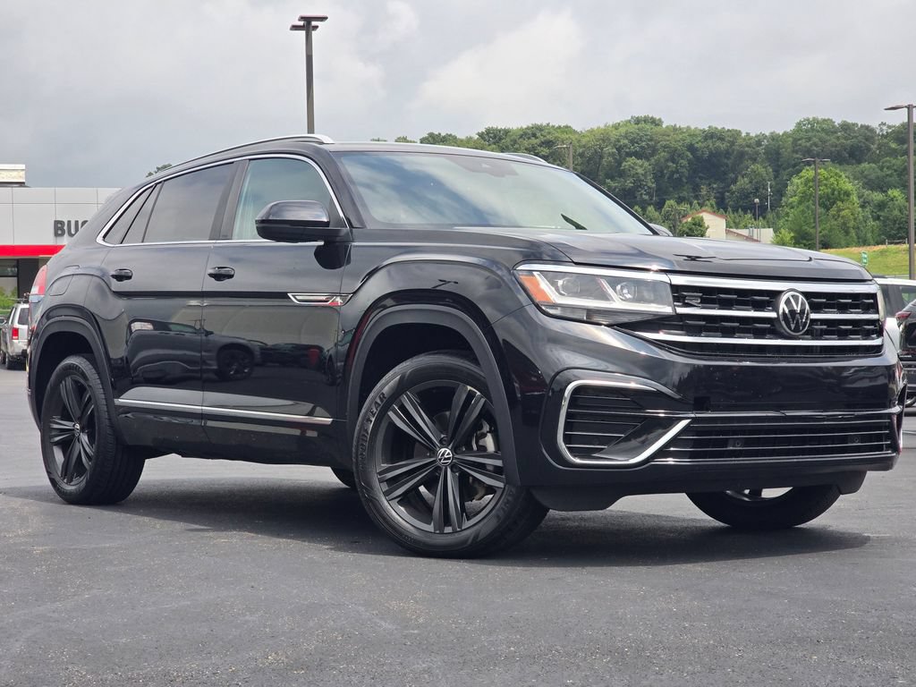 Used 2022 Volkswagen Atlas Cross Sport SEL R-Line AWD/4WD image 2