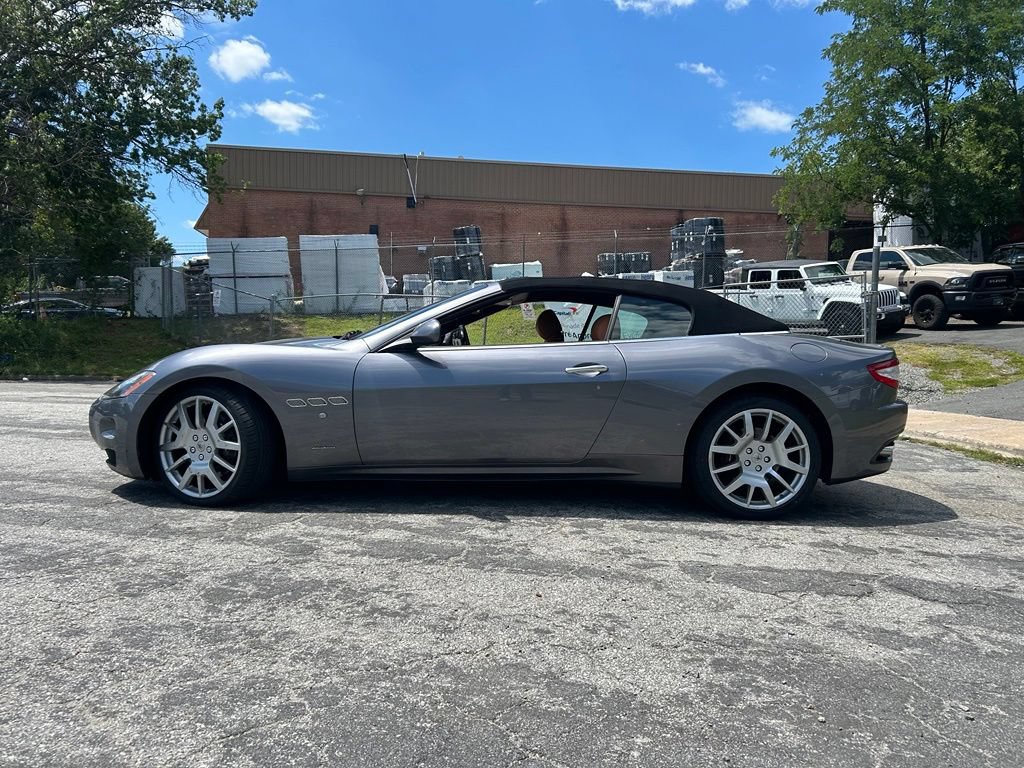 Used 2013 Maserati GranTurismo Convertible RWD image 3