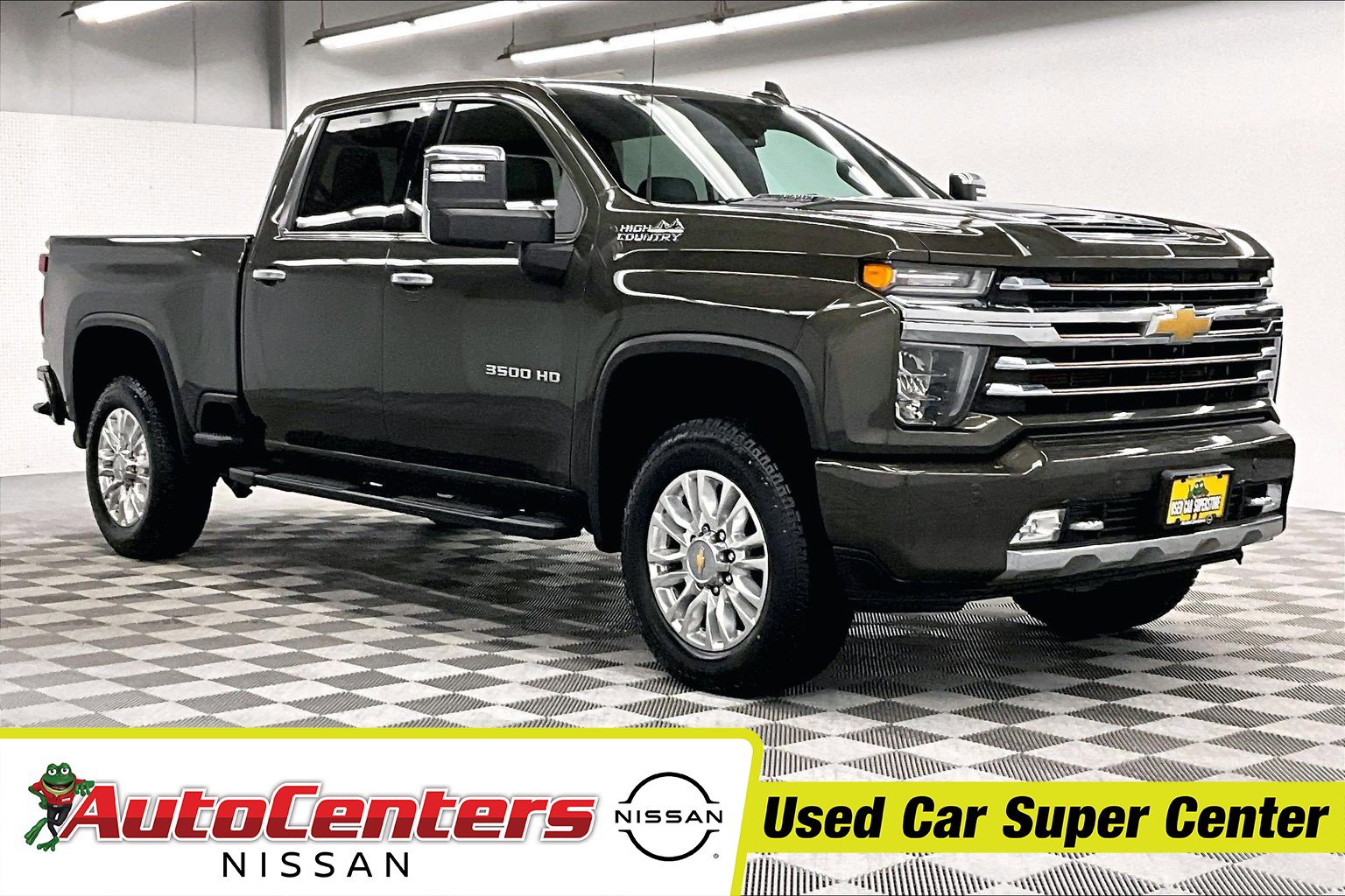 Used 2022 Chevrolet Silverado 3500 High Country w/ Safety Package II AWD/4WD image 1