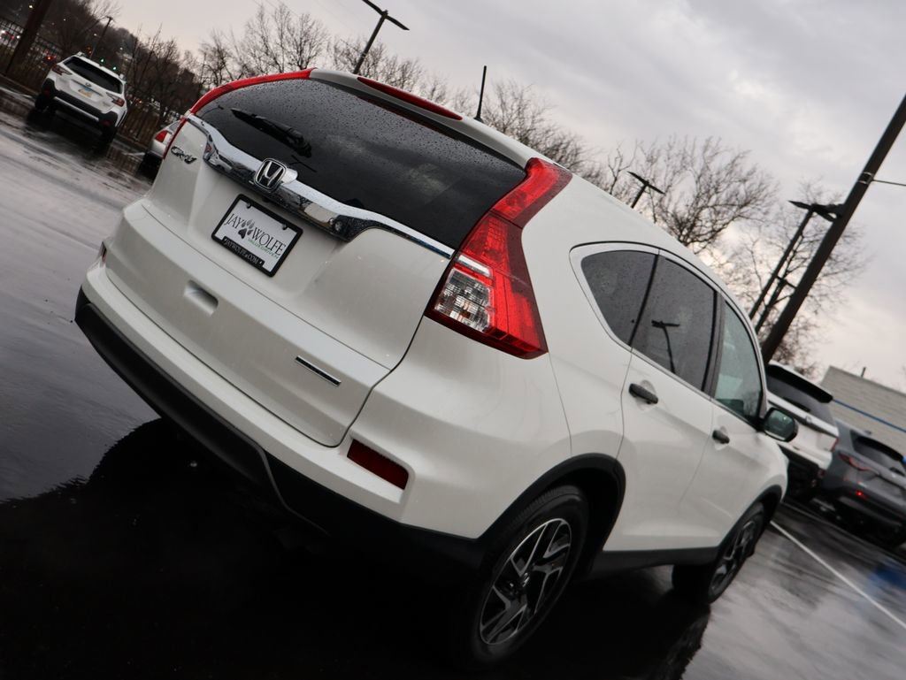 Used 2016 Honda CR-V SE image 7