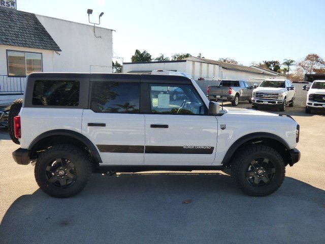 New 2025 Ford Bronco Big Bend w/ Black Diamond Package AWD/4WD image 2