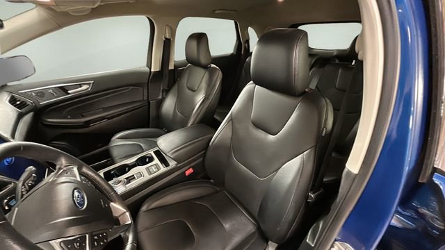Used 2021 Ford Edge Titanium w/ Equipment Group 301A image 9