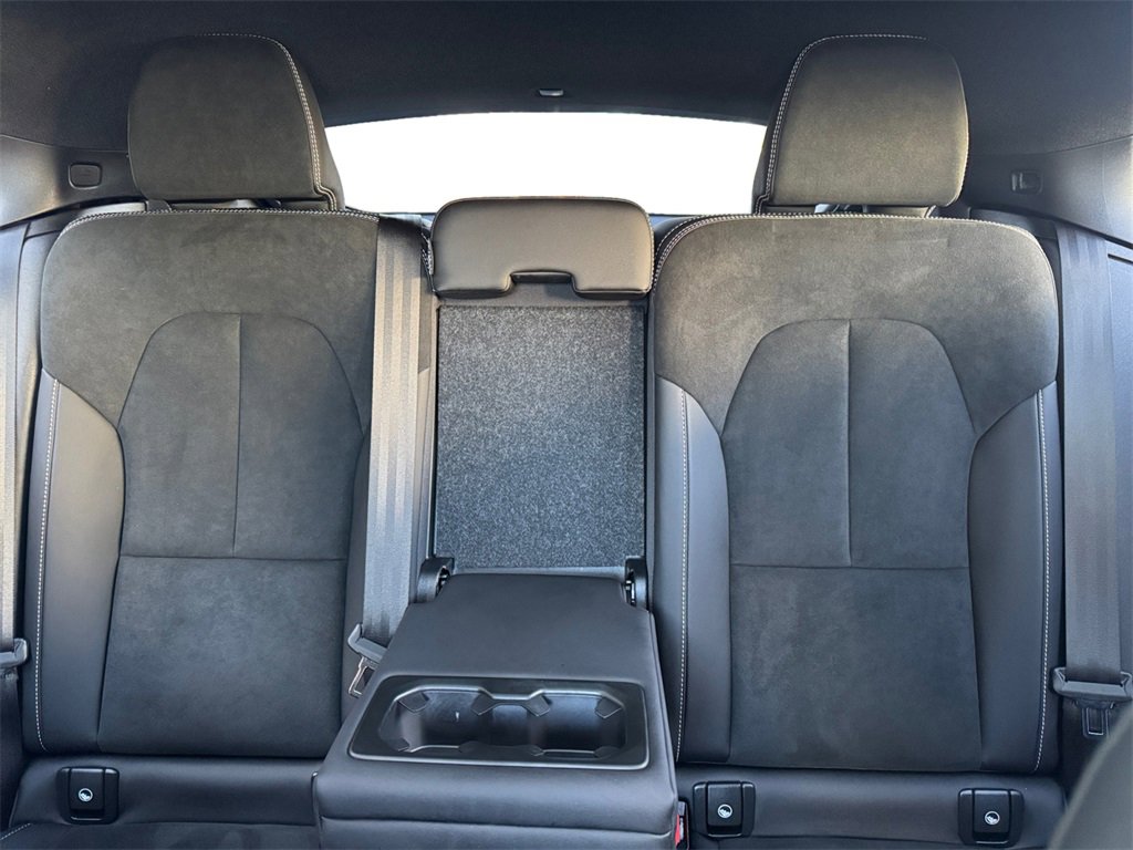 Certified 2022 Volvo C40 P8 Recharge Ultimate image 23