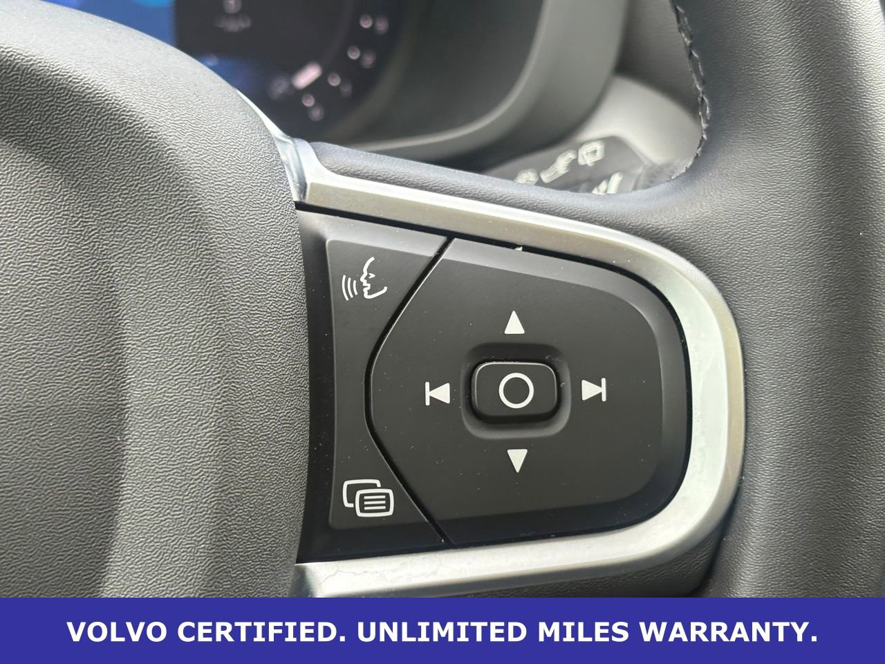 Certified 2025 Volvo XC60 B5 Core AWD/4WD image 20