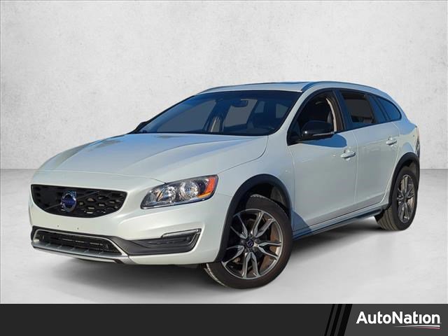 Used 2018 Volvo V60 T5 Cross Country w/ Convenience Package video 1