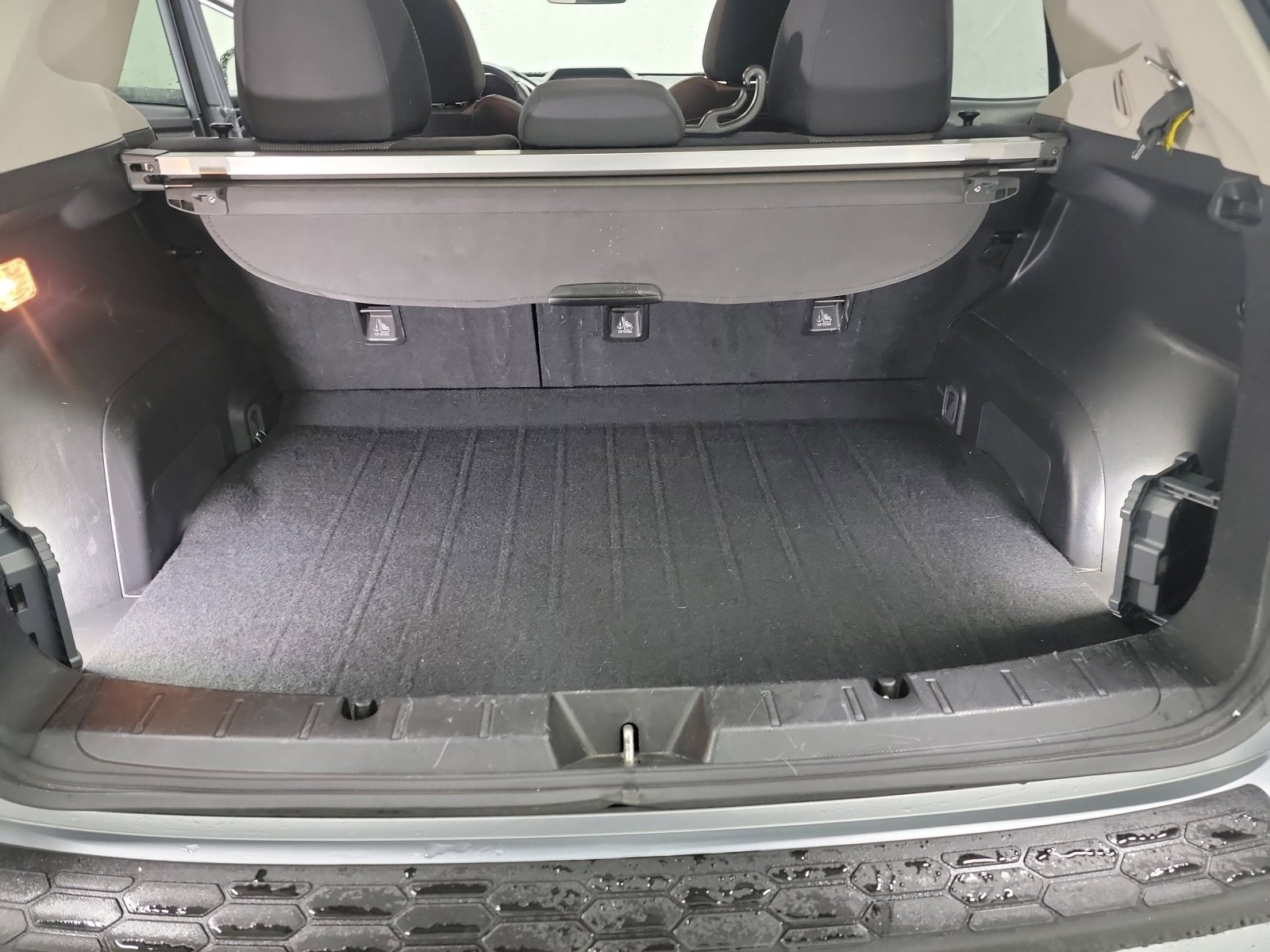 Used 2018 Subaru Crosstrek 2.0i Premium w/ Eyesight System image 25