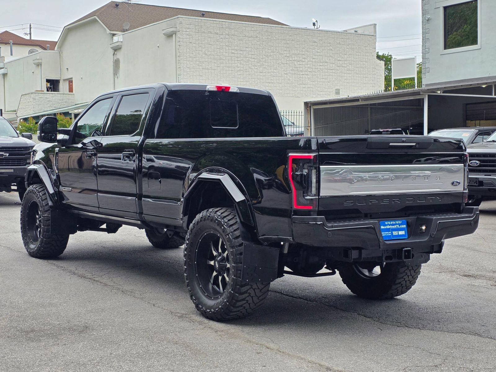 Used 2019 Ford F350 Platinum w/ Platinum Ultimate Package AWD/4WD image 5