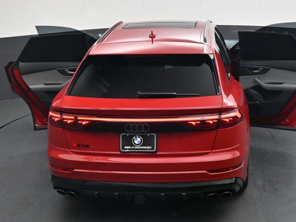 Used 2024 Audi SQ8 Prestige AWD/4WD image 40