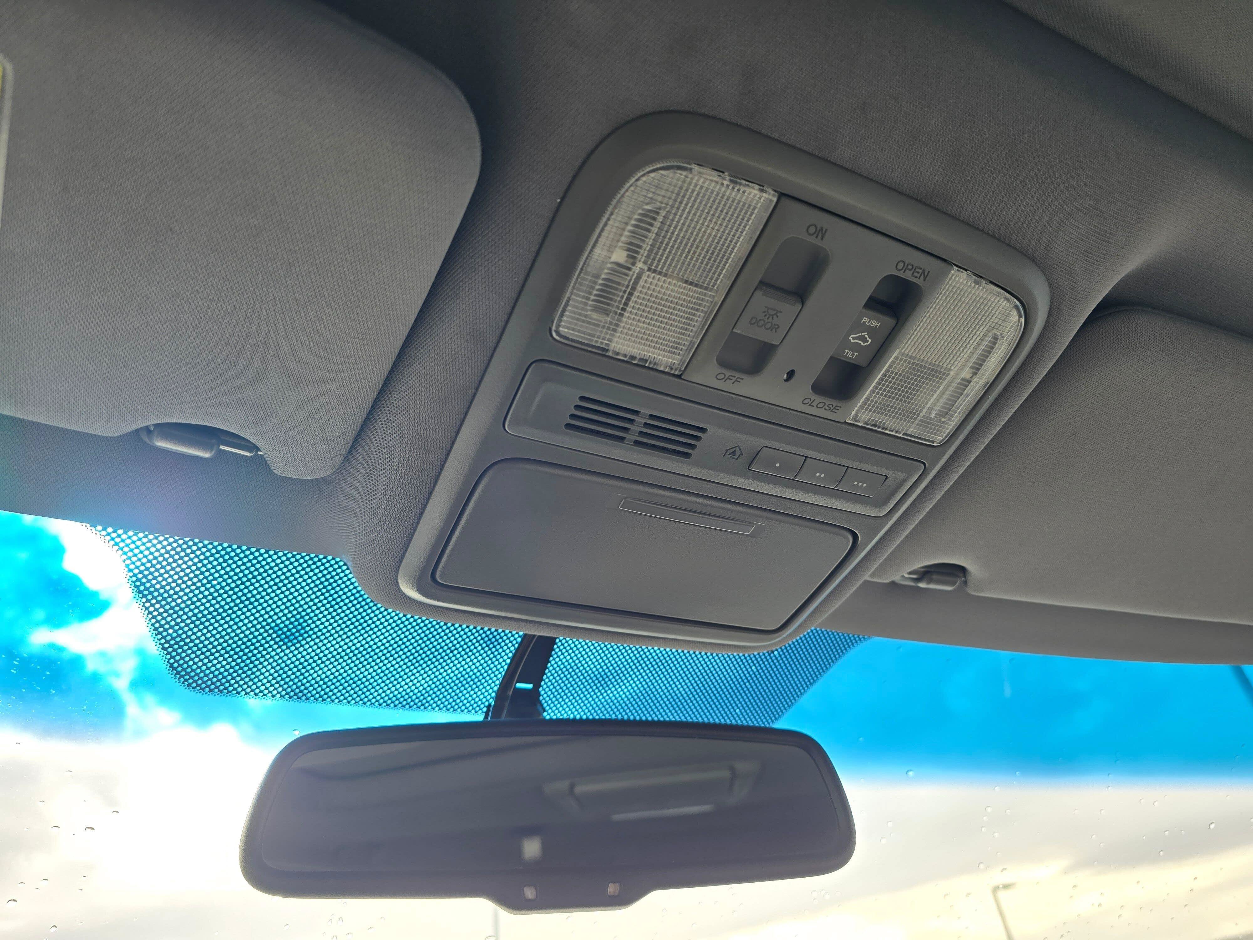 Used 2013 Honda Pilot Touring image 24