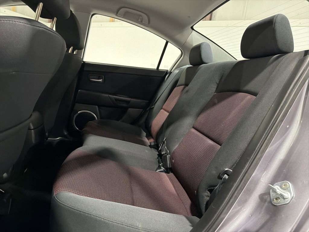 Used 2006 MAZDA MAZDA3 s image 26
