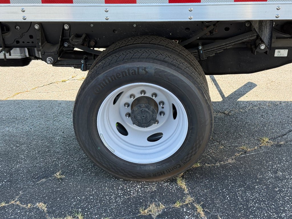 New 2026 Ford F550 2WD Regular Cab Super Duty image 10