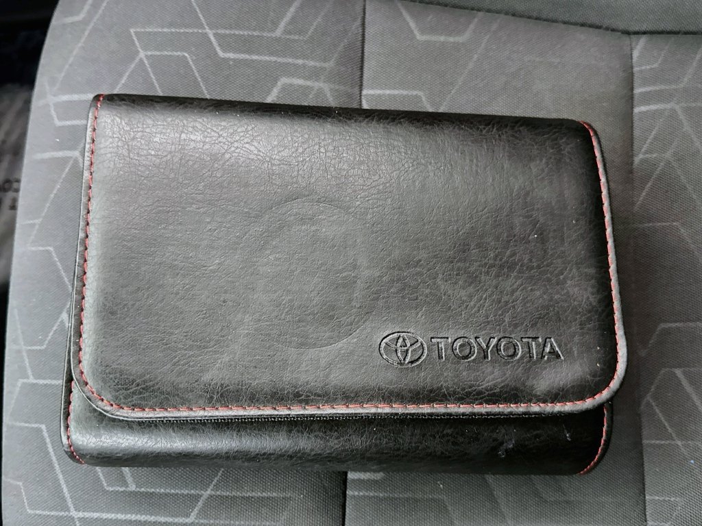 Used 2019 Toyota Tacoma TRD Sport AWD/4WD image 39