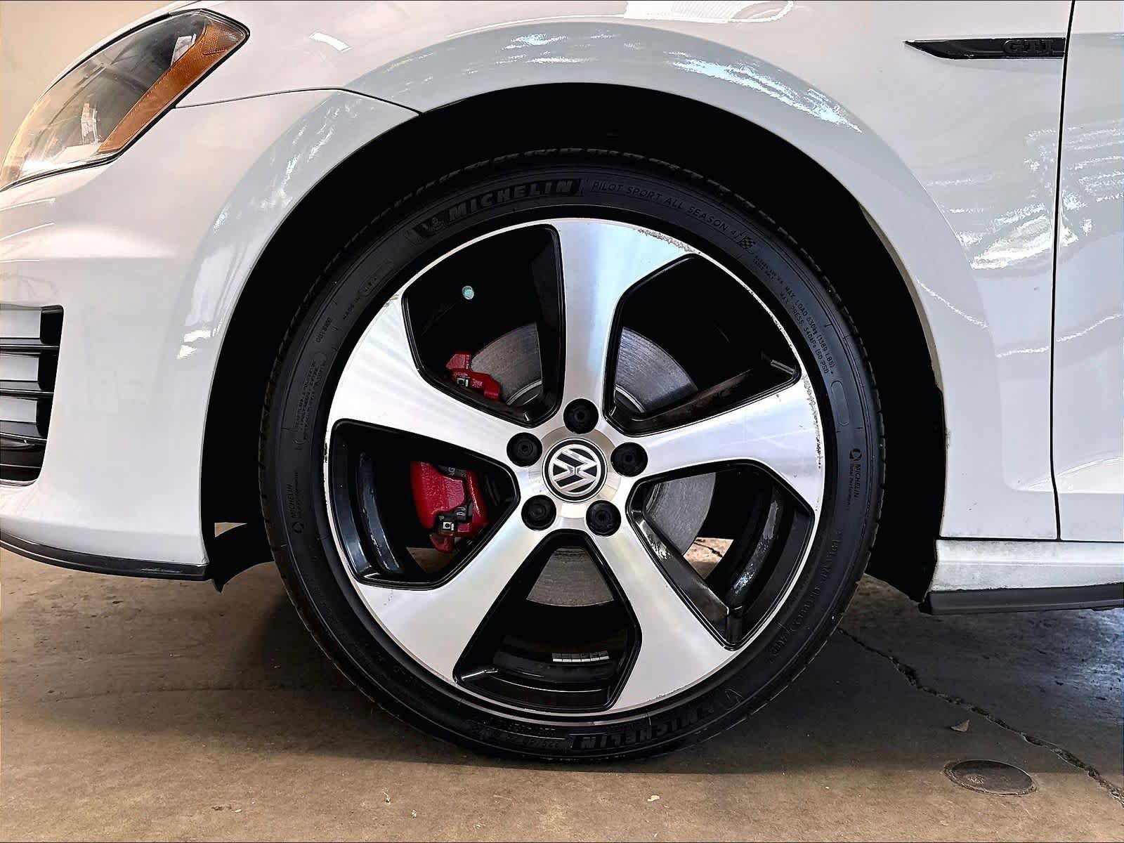 Used 2016 Volkswagen GTI S FWD image 36