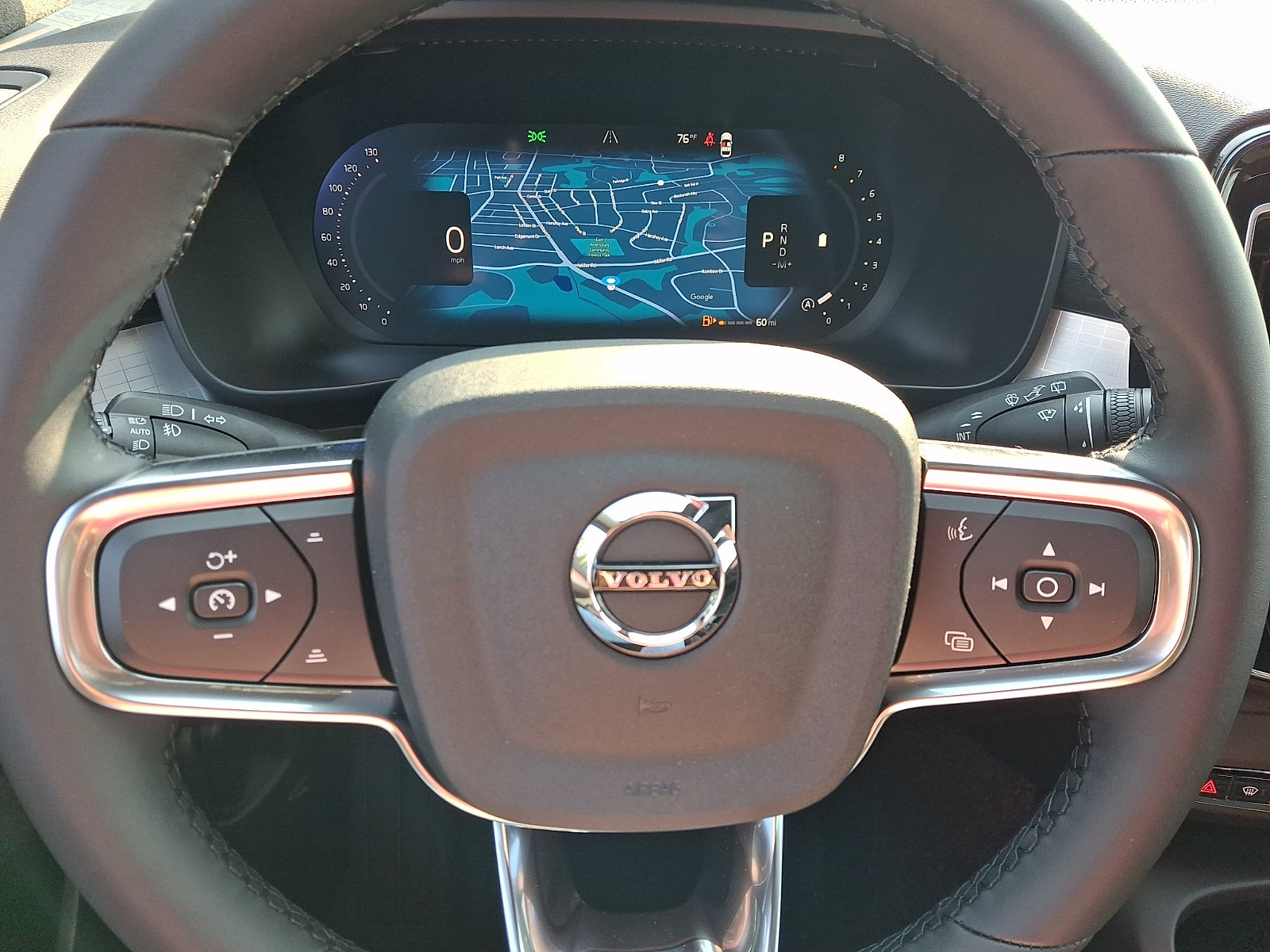 New 2026 Volvo XC40 B5 Ultra w/ Protection Package Premier AWD/4WD image 13