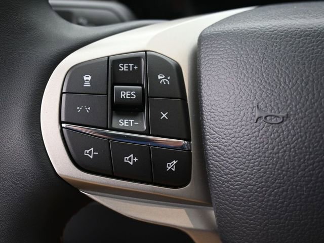New 2025 Ford Explorer Active w/ Active Comfort Package image 18