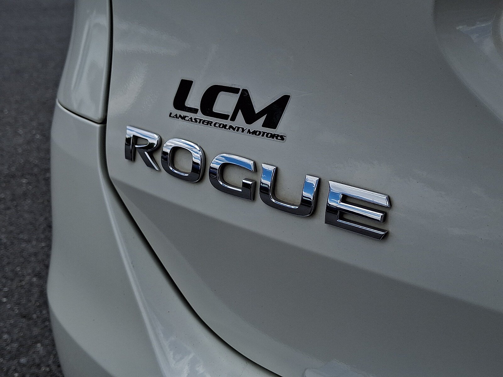 Used 2015 Nissan Rogue SL w/ SL Premium Package AWD/4WD image 9
