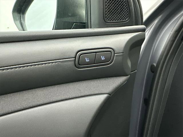 New 2025 Hyundai Tucson Limited image 12