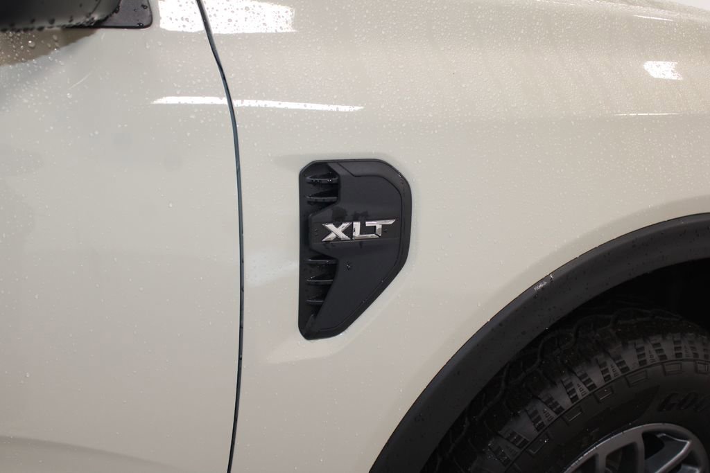 New 2025 Ford Ranger XLT w/ FX4 Off-Road Package image 11