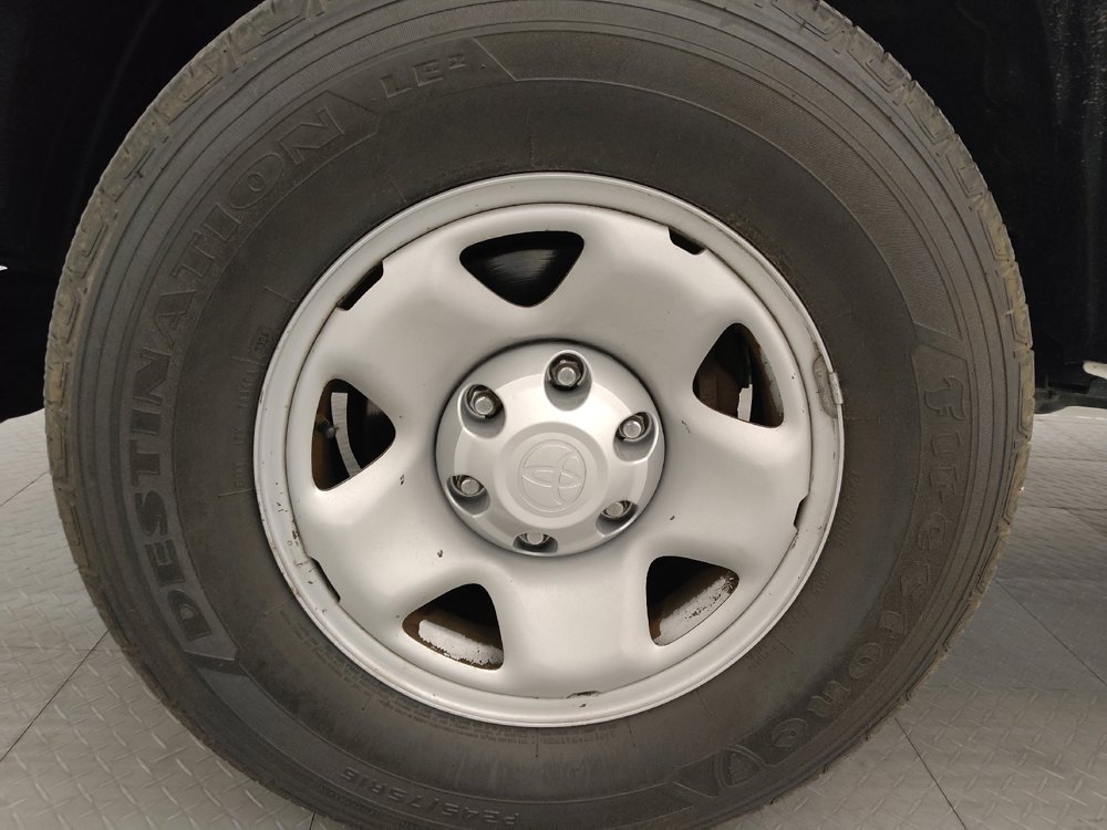 Used 2020 Toyota Tacoma SR image 31