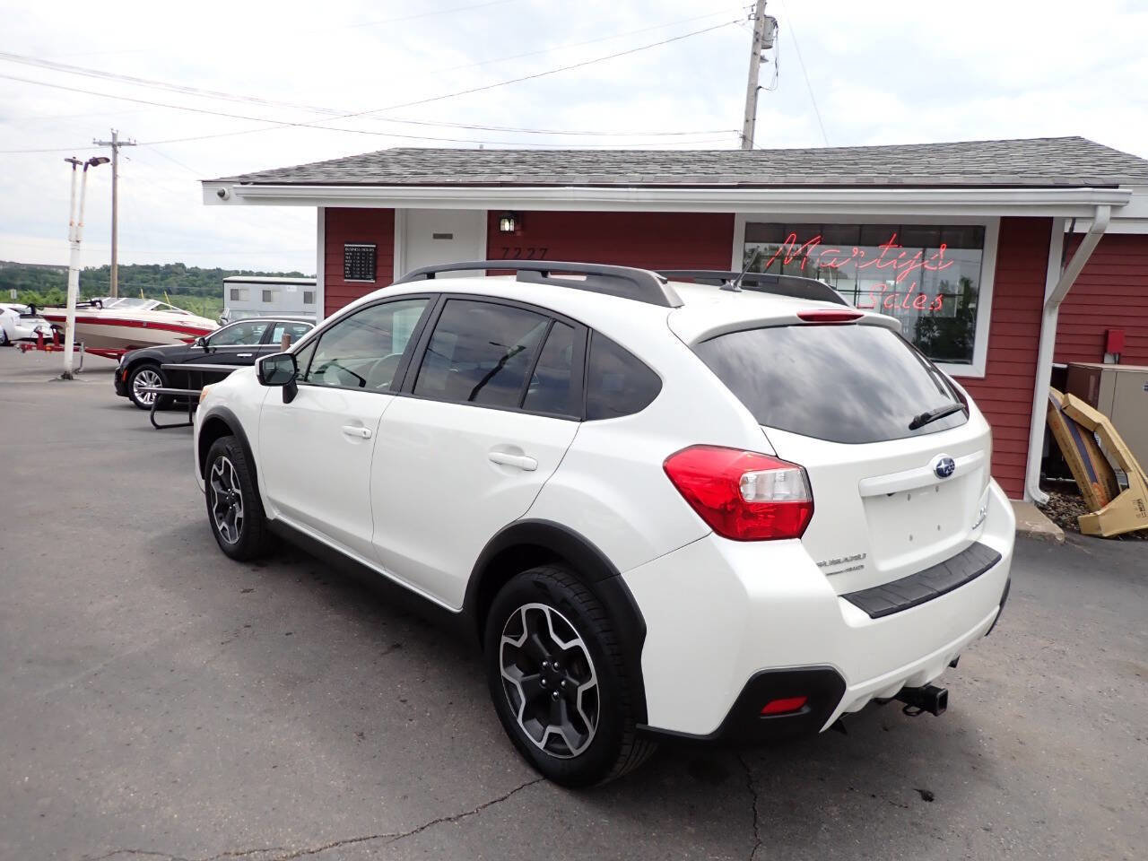Used 2015 Subaru Crosstrek 2.0i Premium AWD/4WD image 4