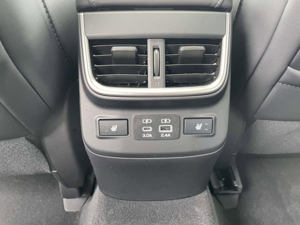 Certified 2025 Subaru Outback Limited AWD/4WD image 13