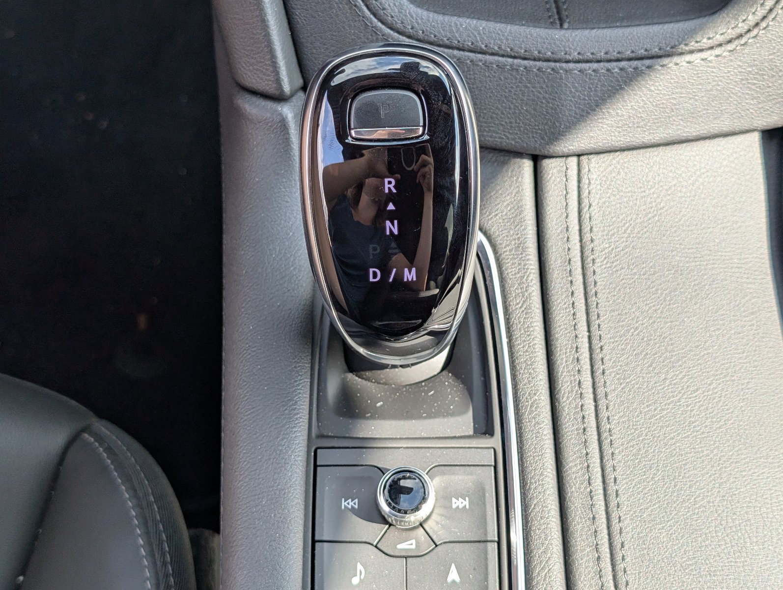 New 2026 Cadillac XT5 Premium Luxury w/ Driver Assist Package FWD image 22